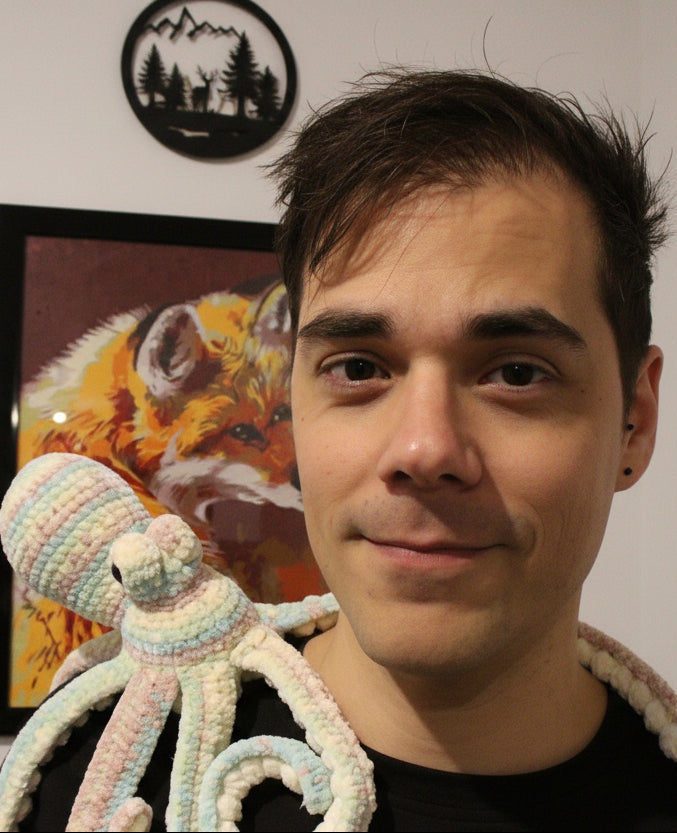 Co-founder of the Baseline Handicraft.