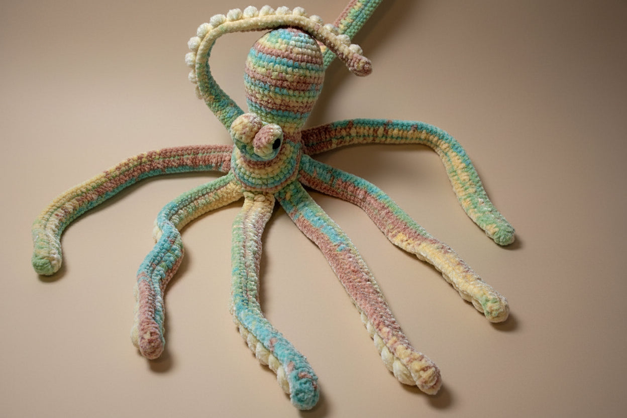 Handmade crochet Anchor the octopus from the amigurumi marine life collection of the baseline handicraft, crafted in France with love. 